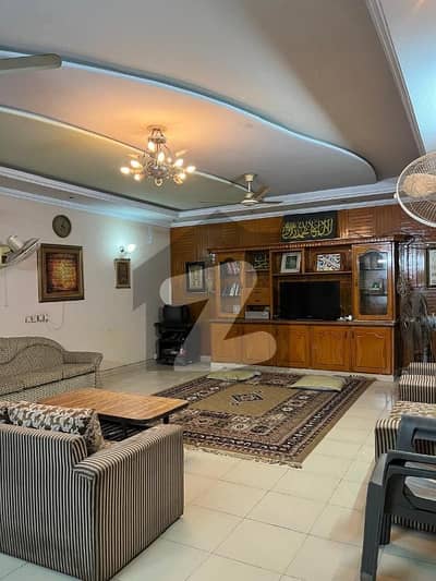 واپڈا ٹاؤن فیز 1 واپڈا ٹاؤن,لاہور میں 7 کمروں کا 1 کنال مکان 6.3 کروڑ میں برائے فروخت۔