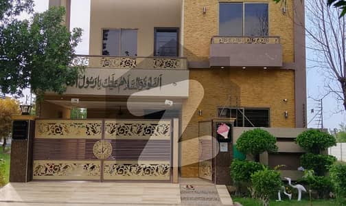 8 MARLA HOUSE FOR SALE IN BAHRIA ORCHARD LAHORE.