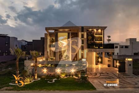 Stunning 1-Kanal Ultra Modern Fully Furnished House Ready To Move