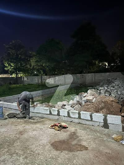 5 Marla Beautifully Located Plot For Sale