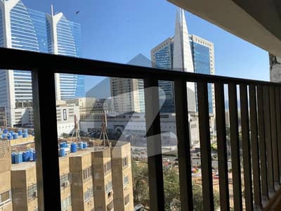 کلفٹن ۔ بلاک 4 کلفٹن,کراچی میں 3 کمروں کا 7 مرلہ فلیٹ 2.4 کروڑ میں برائے فروخت۔