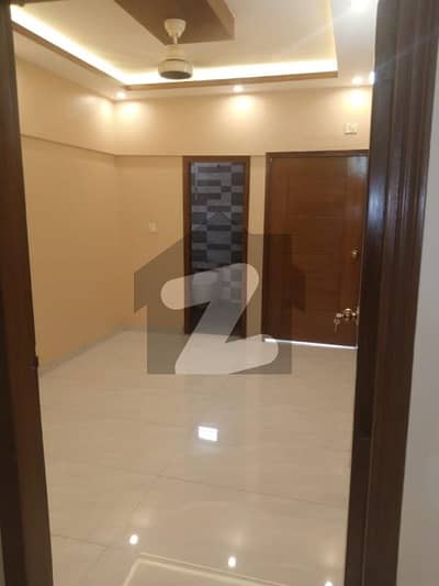 Prime Location 550 Square Feet Flat For rent In Badar Commercial Area Karachi