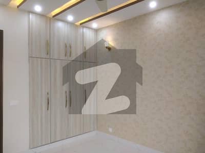 گرین سٹی لاہور میں 3 کمروں کا 5 مرلہ مکان 2.88 کروڑ میں برائے فروخت۔