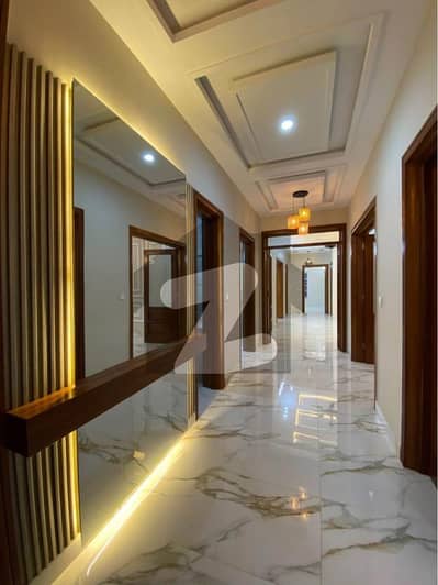 جی ۔ 13 اسلام آباد میں 10 کمروں کا 1 کنال مکان 5.5 لاکھ میں کرایہ پر دستیاب ہے۔