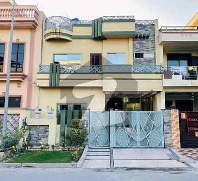 Prime Location 5 Marla House Situated In Citi Housing Society For sale