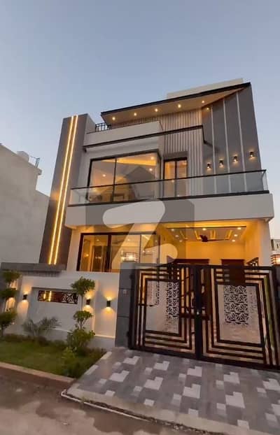 D Block 5 Marla Brand New Luxury House