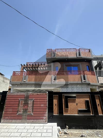 10 Marla luxury living house available for sell in regi model town Peshawar,Zone 3 Sector C2