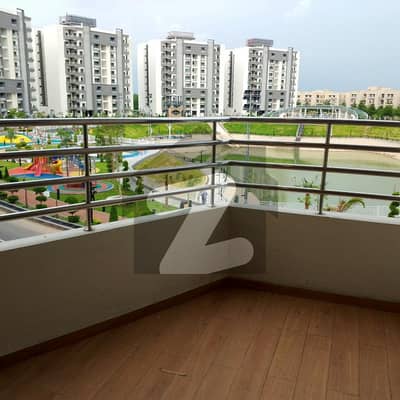 10 MARLA 3 BEDROOM NEW APARTMENT AVAILABLE FOR RENT