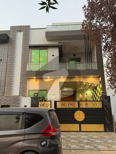 ڈی سی کالونی - ساون بلاک ڈی سی کالونی,گوجرانوالہ میں 3 کمروں کا 5 مرلہ مکان 2.25 کروڑ میں برائے فروخت۔