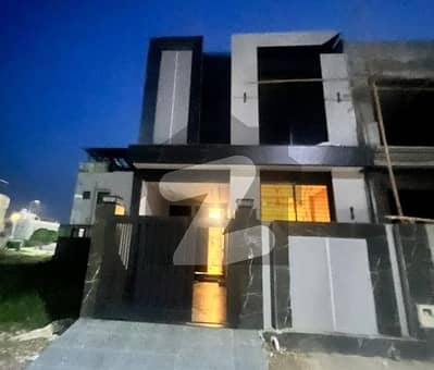 5 Marla House In Paragon City - Orchard Block Is Available