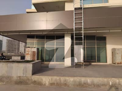 عمار پرل ٹاورز امارکریسنٹ بے,ڈی ایچ اے فیز 8,ڈی ایچ اے ڈیفینس,کراچی میں 8 مرلہ دکان 7.0 لاکھ میں کرایہ پر دستیاب ہے۔