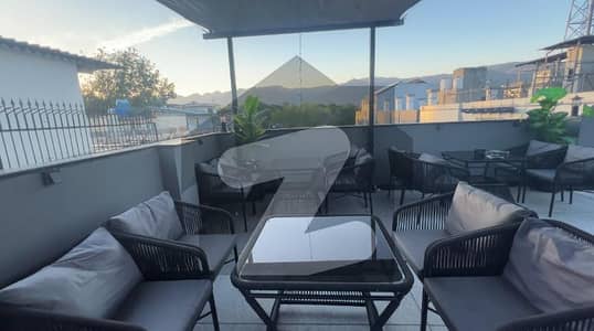 ایف ۔ 7/1 ایف ۔ 7,اسلام آباد میں 6 مرلہ Studio عمارت 1.5 کروڑ میں برائے فروخت۔