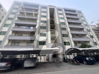 عسکری 11 ۔ سیکٹر بی اپارٹمنٹس عسکری 11,عسکری,لاہور میں 3 کمروں کا 10 مرلہ فلیٹ 1.25 لاکھ میں کرایہ پر دستیاب ہے۔