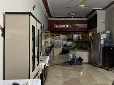 نارتھ کراچی ۔ سیکٹر 11بی نارتھ کراچی,کراچی میں 6 کمروں کا 10 مرلہ مکان 4.5 کروڑ میں برائے فروخت۔