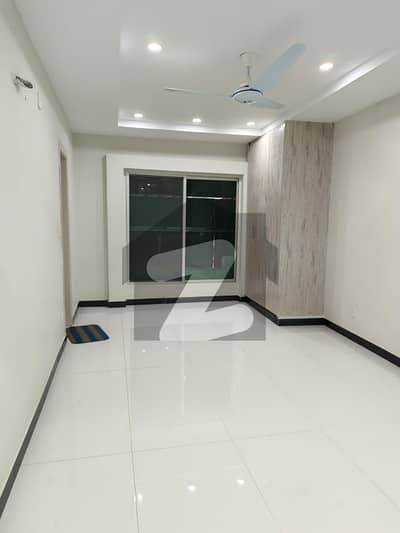 Book Prime Location Flat Today In Peshawar Road