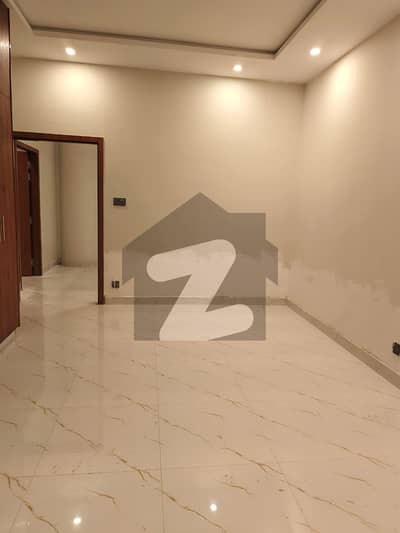 Looking For A Prime Location Flat In Peshawar Road