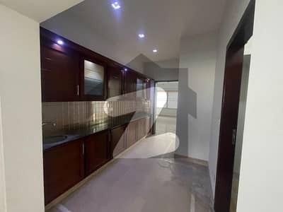 Original Pictures Attached 1 Kanal Owner Build House For Rent Near to Park