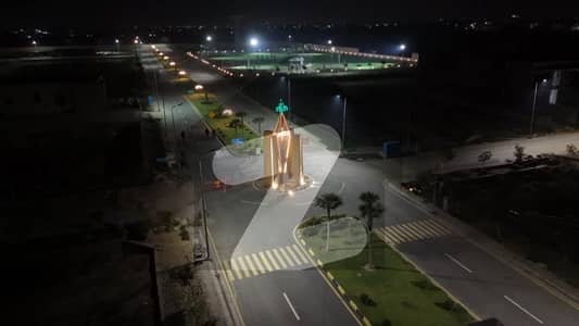 عبداللہ گارڈنز ایسٹ کینال روڈ,کینال روڈ,فیصل آباد میں 12 مرلہ رہائشی پلاٹ 4.2 کروڑ میں برائے فروخت۔