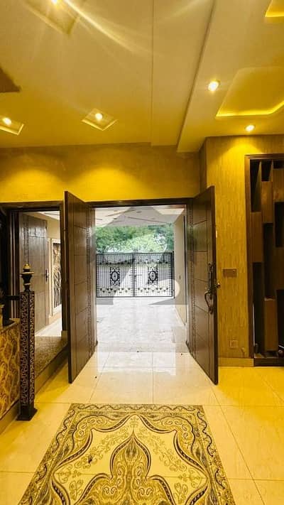 بحریہ ٹاؤن سیکٹرڈی بحریہ ٹاؤن,لاہور میں 3 کمروں کا 5 مرلہ مکان 80.0 ہزار میں کرایہ پر دستیاب ہے۔