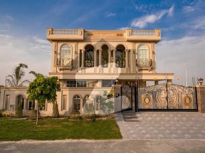 ڈی ایچ اے فیز 7 ڈیفنس (ڈی ایچ اے),لاہور میں 5 کمروں کا 1 کنال مکان 8.0 کروڑ میں برائے فروخت۔