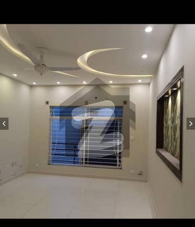 بحریہ ٹاؤن فیز 4 بحریہ ٹاؤن راولپنڈی,راولپنڈی میں 3 کمروں کا 1 کنال بالائی پورشن 80.0 ہزار میں کرایہ پر دستیاب ہے۔