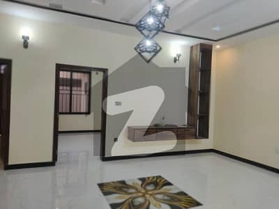 سوان گارڈن اسلام آباد میں 3 کمروں کا 10 مرلہ مکان 2.9 کروڑ میں برائے فروخت۔