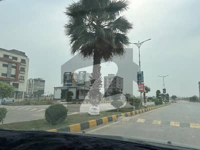 ممتاز سٹی - چناب بلاک ممتاز سٹی,اسلام آباد میں 8 مرلہ رہائشی پلاٹ 1.29 کروڑ میں برائے فروخت۔