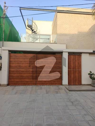 300 Yards Bungalow for Rent | 1+3 Bedrooms | DHA Phase 4 Karachi