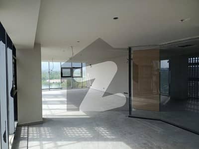 نیو بلیو ایریا اسلام آباد میں 3 مرلہ Studio دفتر 9.75 کروڑ میں برائے فروخت۔