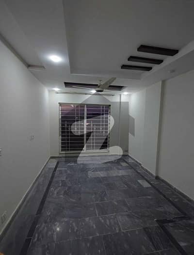 اتحاد ٹاؤن فیز ١ اتحاد ٹاؤن,رائیونڈ روڈ,لاہور میں 1 کمرے کا 2 مرلہ فلیٹ 50.0 ہزار میں کرایہ پر دستیاب ہے۔