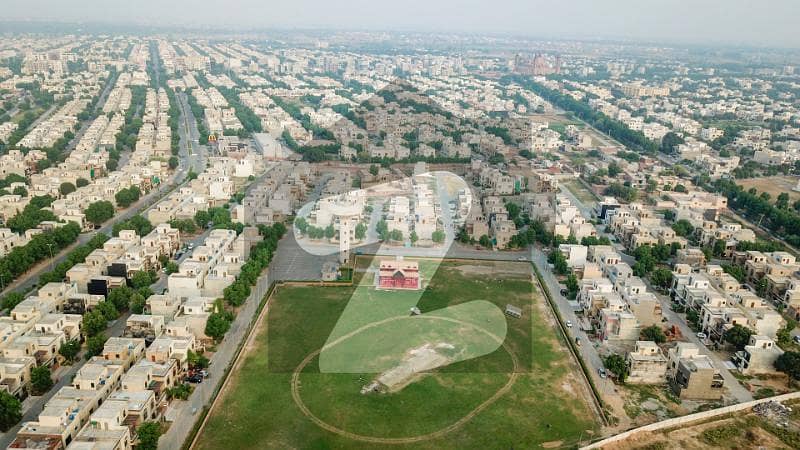 Prime 10 Marla Commercial Plot For Sale In Tauheed Block Bahria Town ...