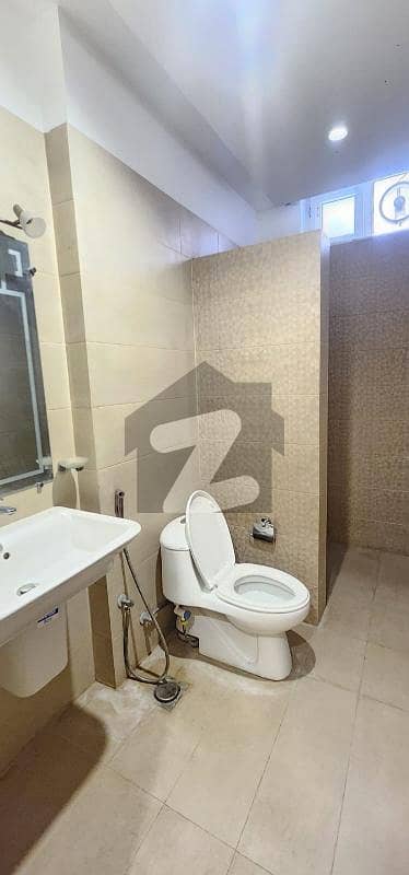 ای ۔ 7 اسلام آباد میں 6 کمروں کا 1 کنال مکان 16.8 لاکھ میں کرایہ پر دستیاب ہے۔