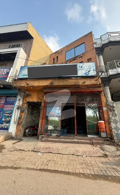 Building Sized 1290 Square Feet In Lalpul