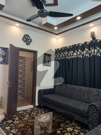 کراچی ایڈمنسٹریشن ایمپلائیز سوسائٹی جمشید ٹاؤن,کراچی میں 3 کمروں کا 8 مرلہ فلیٹ 1.4 کروڑ میں برائے فروخت۔