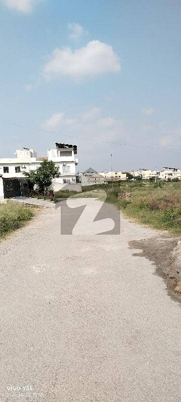 G14/2 possession plot for Sale Size 35*70 top location near main double road