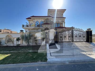 1 Kanal House In Central Park Housing Scheme For sale At Good Location