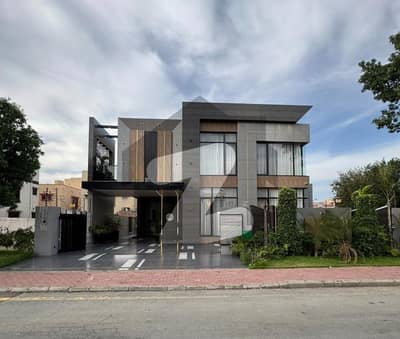 ڈی ایچ اے ڈیفینس فیز 2 ڈی ایچ اے ڈیفینس,اسلام آباد میں 6 کمروں کا 1 کنال مکان 12.0 کروڑ میں برائے فروخت۔