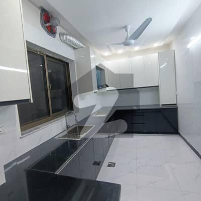 جی ۔ 14 اسلام آباد میں 5 کمروں کا 8 مرلہ مکان 1.5 لاکھ میں کرایہ پر دستیاب ہے۔