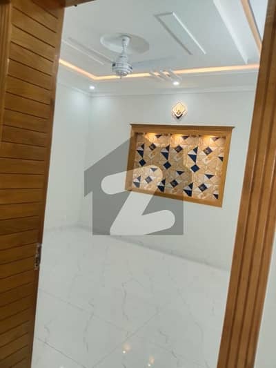 جی ۔ 14/4 جی ۔ 14,اسلام آباد میں 3 کمروں کا 10 مرلہ مکان 8.8 کروڑ میں برائے فروخت۔