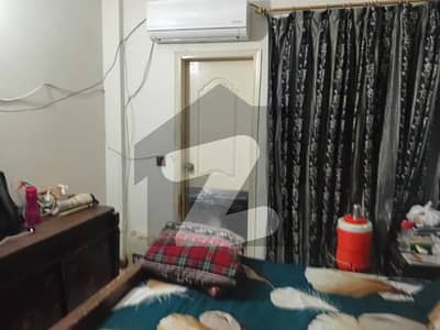 بفر زون - سیکٹر 15-A / 5 بفر زون,نارتھ کراچی,کراچی میں 3 کمروں کا 6 مرلہ فلیٹ 1.35 کروڑ میں برائے فروخت۔