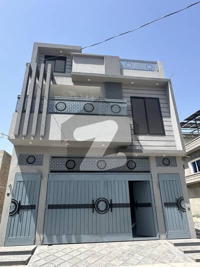 ریگی ماڈل ٹاؤن فیز 3 ۔ بلاک سی1 ریگی ماڈل ٹاؤن فیز 3,ریگی ماڈل ٹاؤن,پشاور میں 8 کمروں کا 5 مرلہ مکان 3.2 کروڑ میں برائے فروخت۔