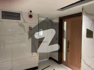 ڈی ایچ اے فیز 8 ڈی ایچ اے ڈیفینس,کراچی میں 3 کمروں کا 11 مرلہ فلیٹ 8.98 کروڑ میں برائے فروخت۔