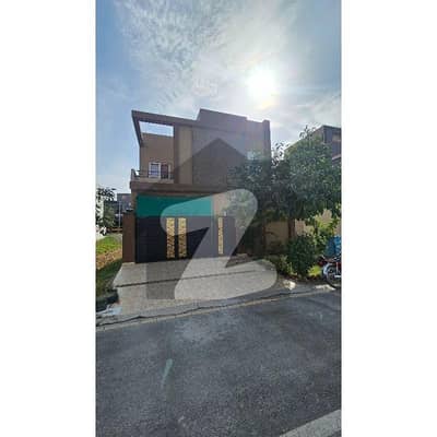5Marla Modern Design House Available For Sale