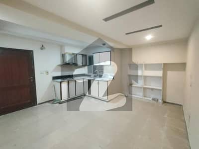 بحریہ ٹاؤن راولپنڈی راولپنڈی میں 3 کمروں کا 6 مرلہ فلیٹ 35.0 ہزار میں کرایہ پر دستیاب ہے۔