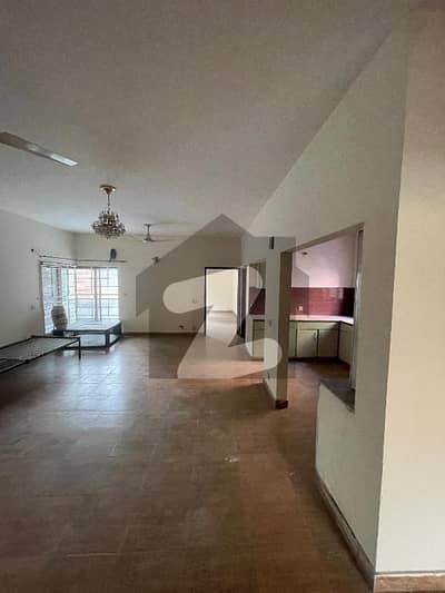 1 Kanal House First Floor for Rent 3 Bedrooms with Attached Baths All Utilities