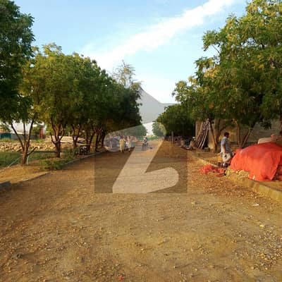 پی آئی اے سوسائٹی سکیم 33 - سیکٹر 27-اے,سکیم 33,کراچی میں 10 مرلہ رہائشی پلاٹ 1.6 کروڑ میں برائے فروخت۔