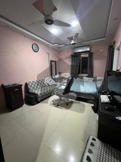 10 KVA Solar System Installed | 120 Sq Yard One-Unit Bungalow For Sale - Gulistan-E-Johar Block 3A ( Leased, Bank Loan Applicable )