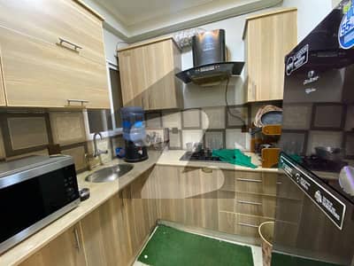 2 BED LUXURY FURNISHED APARTMENT AVAILABLE FOR RENT IN GULBERG GREEN ISLAMABAD