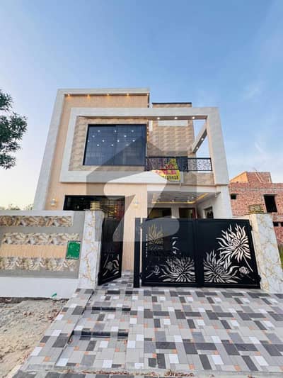 بحریہ آرچرڈ فیز 2 بحریہ آرچرڈ,لاہور میں 3 کمروں کا 5 مرلہ مکان 1.79 کروڑ میں برائے فروخت۔