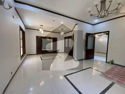 Fully Renovated Duplex Banglow Phase 6